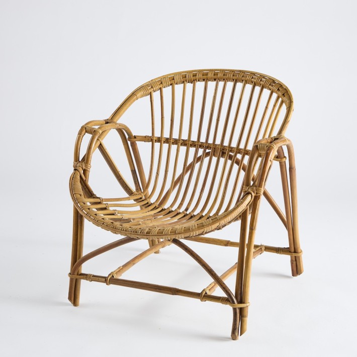 Vintage rattan coquille armchair PU004