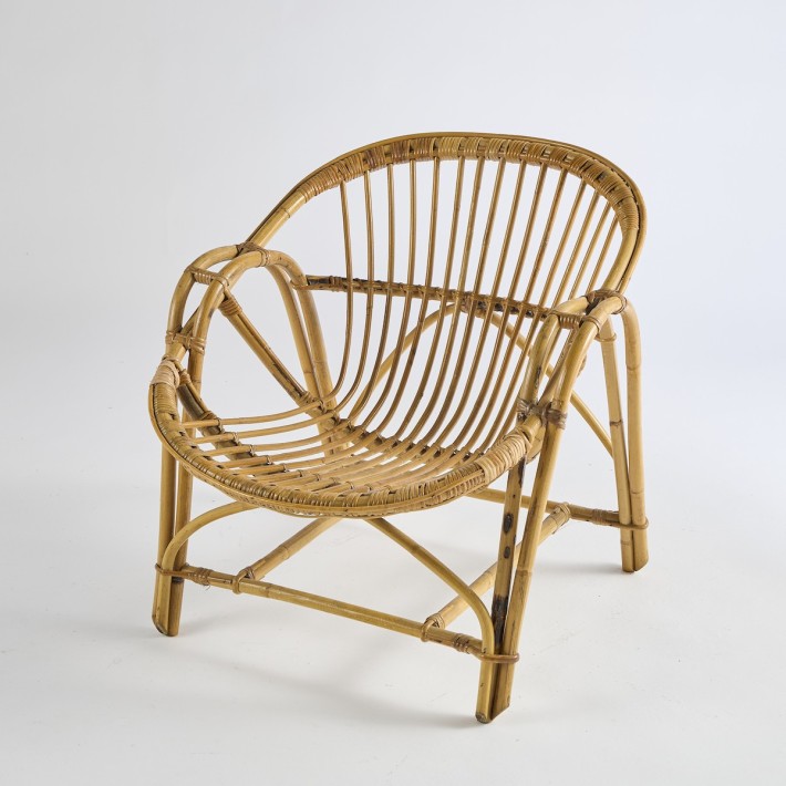 Vintage rattan coquille armchair PU007