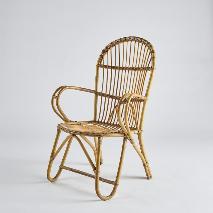 Vintage rattan armchair with armrests PU029