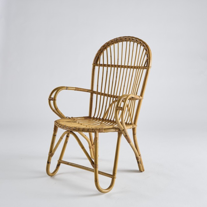 Vintage rattan armchair with armrests PU030