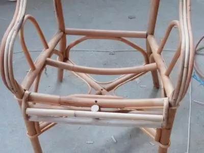 structure en rotin d'un fauteuil Grand-Père